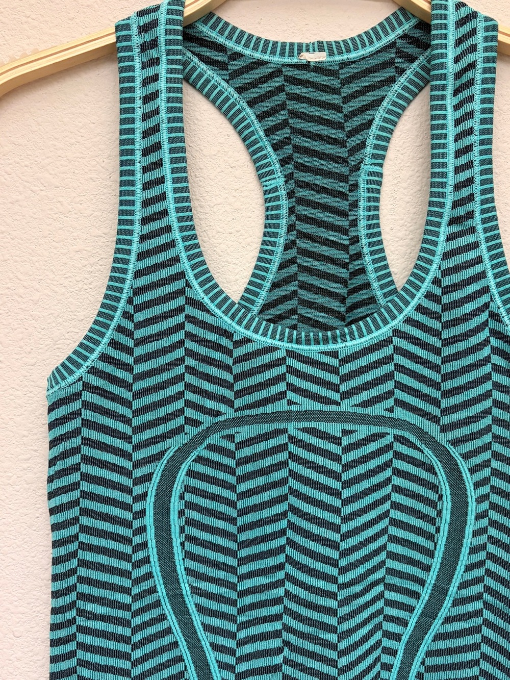 lululemon athletica Teal and Black Patterned Racerback Tank